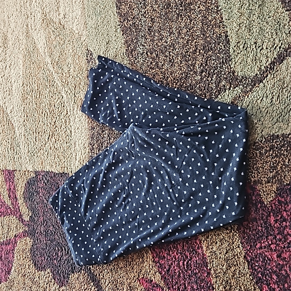 Lularoe, tall nd curvy leggings